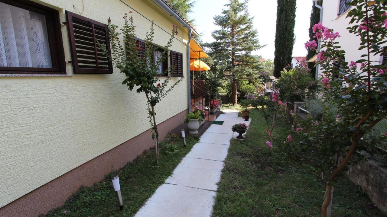 Apartments Trupec Malinska Εξωτερικό φωτογραφία